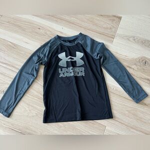 Little Boys Under Armour long sleeve shirt size 6
